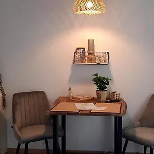 Apartment Kleine Liesl In Der Neustadt Mit Parkplatz